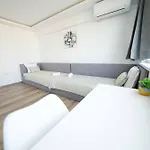 Apartment Sunny 2-bedroom With Sea View Varna