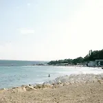 Sunny 2-bedroom With Sea View Apartamento Varna
