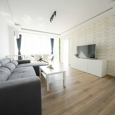 Apartamento Sunny 2-bedroom With Sea View