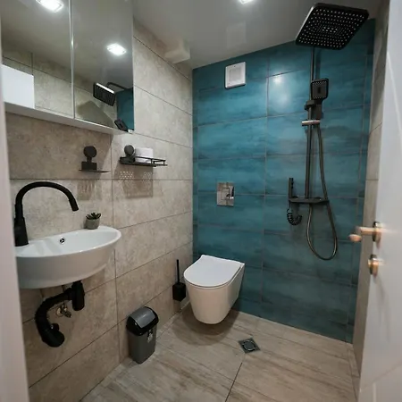 Sunny 2-bedroom With Sea View * Varna